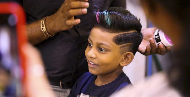 சென்னை தவிர தமிழகம் முழுவதும் சலூன் கடை மற்றும் அழகு நிலையங்கள் திறக்க அரசு அனுமதி..