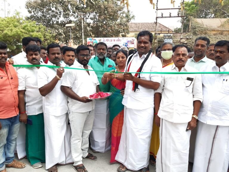 காரைக்குடியில் அமமுக வேட்பாளர்  தேர்போகி பாண்டி தேர்தல் அலுவலகம் திறப்பு..