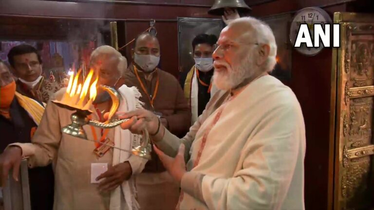 காசி வாரணாசியில் உள்ள காலபைரவர் கோயிலில் பிரதமர் மோடி சாமி தரிசனம்..