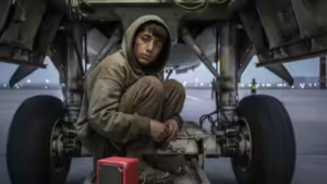 ஆப்கானிலிருந்து டெல்லிக்கு விமான சக்கரங்களுக்கிடையே பயணித்த 13 வயது சிறுவன்..