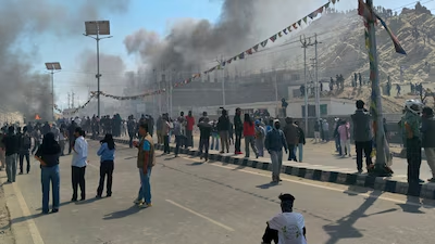 லடாக்கிற்கு மாநில அந்தஸ்து போராட்டம் : துப்பாக்கிச்சூட்டில் 4 பேர் உயிரிழப்பு..