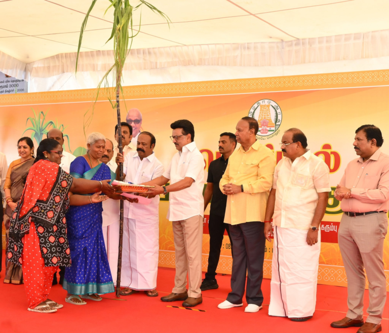 பொங்கல் திருநாள் தொகுப்பு: முதல்வர் மு.க.ஸ்டாலின் தொடங்கி வைத்தார்..