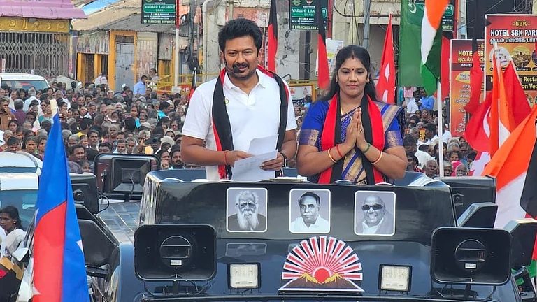 அ.தி.மு.க-வையும், பா.ஜ.க-வையும் விரட்டியடிப்போம் : காஞ்சிபுரத்தில் பரப்புரை தொடங்கிய உதயநிதி …