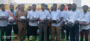 முதல்வர் விஜய் பிறந்தநாள் விழா : காரைக்குடியில் தலைகவச விழிப்புணர்வு பேரணி…
